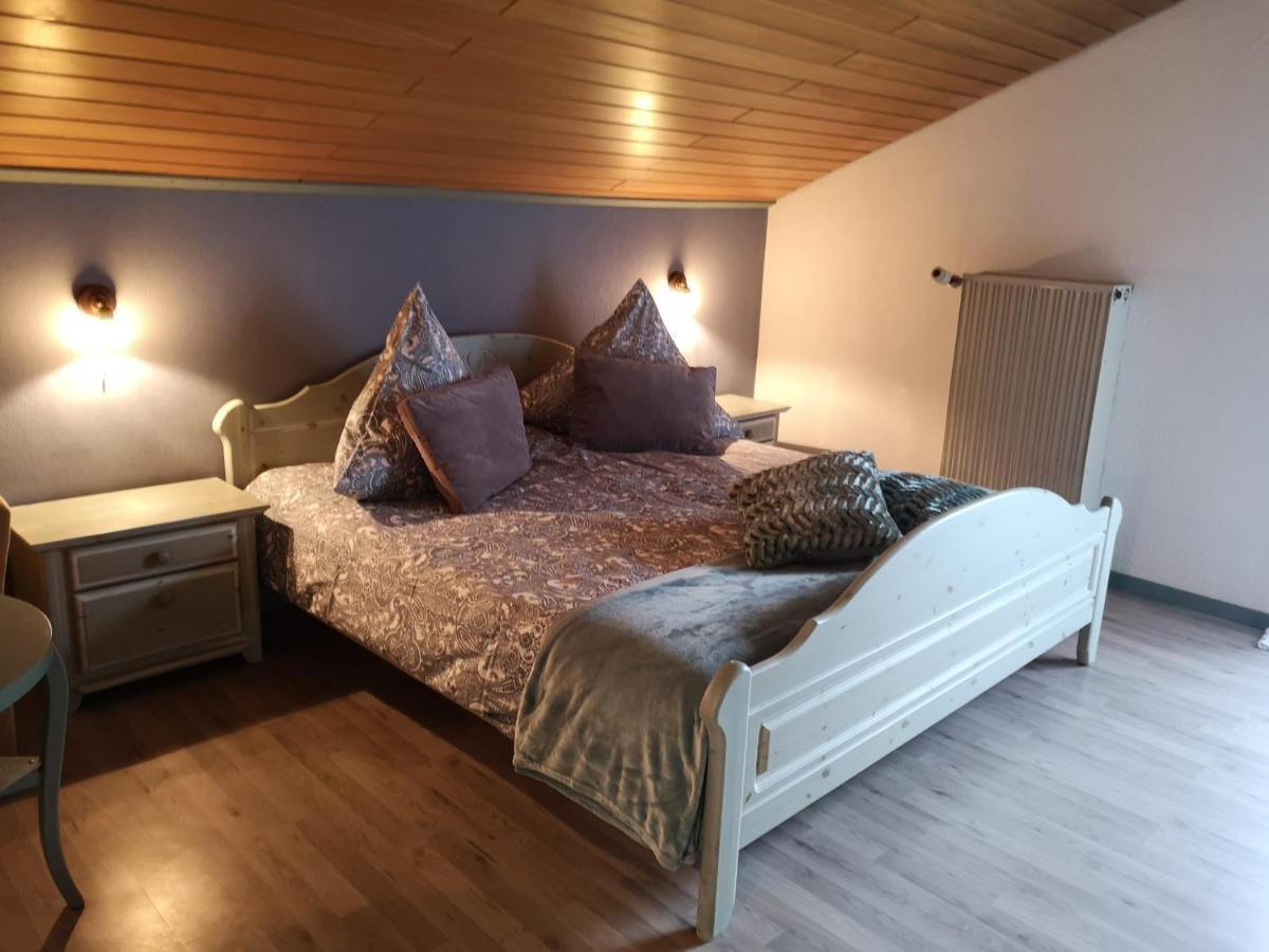 Edel Weiss Gaestezimmer Fürstenstein Exterior foto